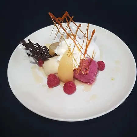 Tailor Sport & Conference 3*